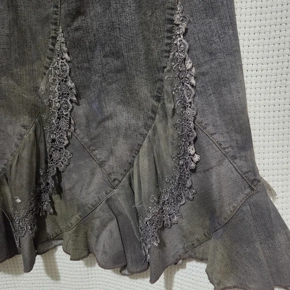 Boho Chic Handmade Dark Grey Distressed Denim Skirt with Lace Details L/XL - Picture 5 of 10